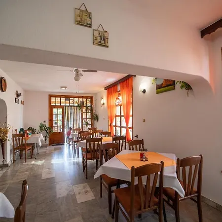 Guest house Guest Grudovi