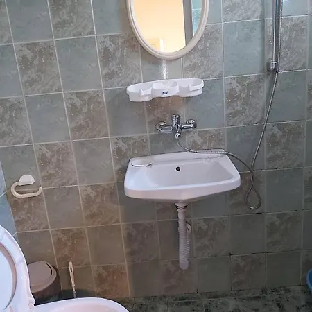 Guest Grudovi ゲストハウス