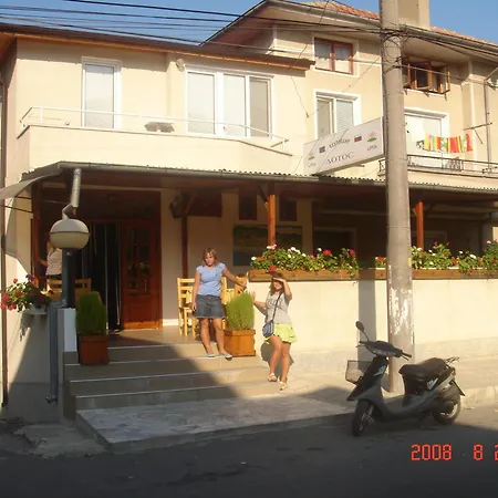 ゲストハウス Guest Grudovi オブゾー