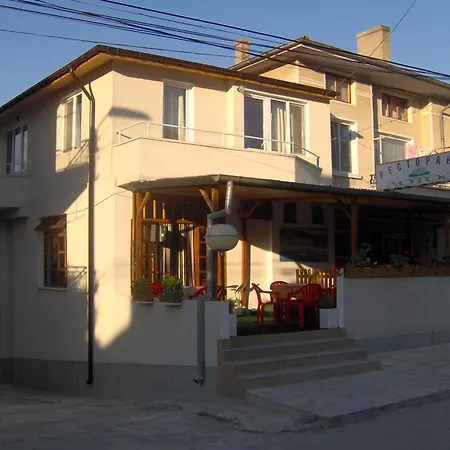 Guest Grudovi 2* オブゾー